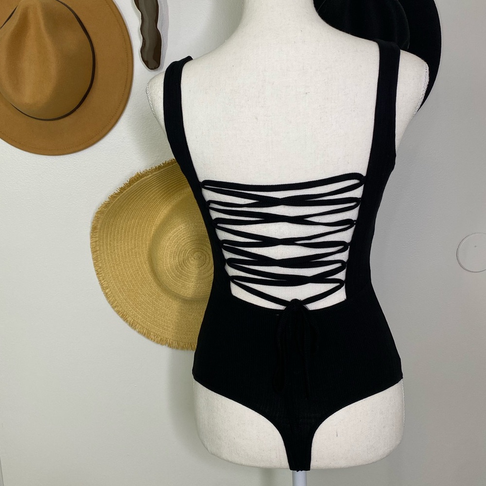 NEW! Le Lis Square Neck Bodysuit